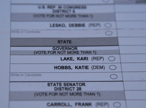 Ballot with Kari Lake and Katie Hobbs for Governor.